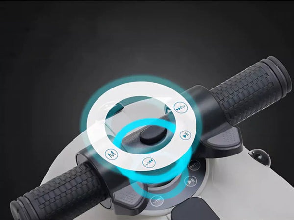 Listen to Music while Riding Airwheel SQ3 Luggage